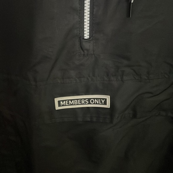 Light jacket - Picture 2 of 4